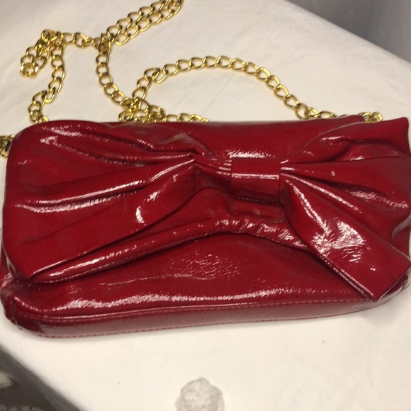 BIG BUDDHA red patent leather handbag w/ chain strap. Large Red bow in front. - Picture 2 of 10